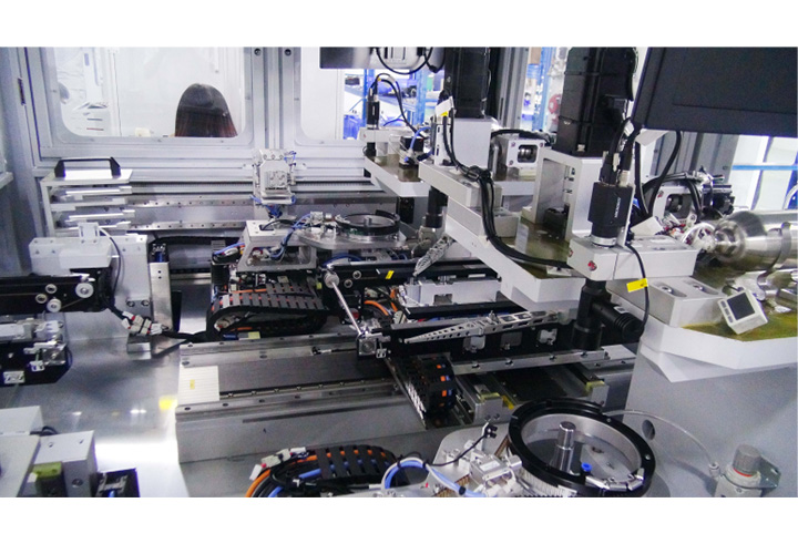 联体式Mini-LED固晶机